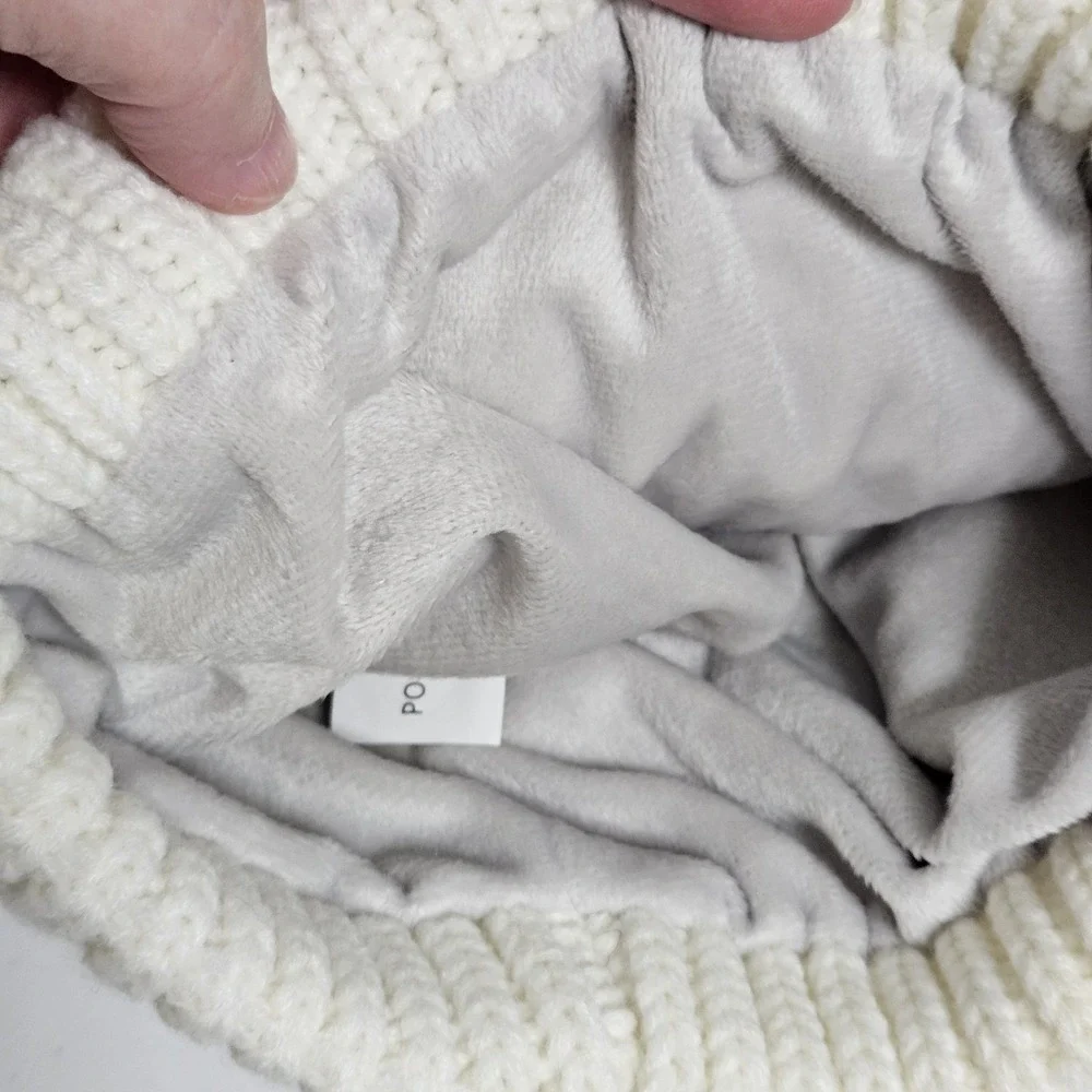 Northeast Outfitters‎ Beanie White Cozy Cabin Diamond Weave Knit Fleece NWT